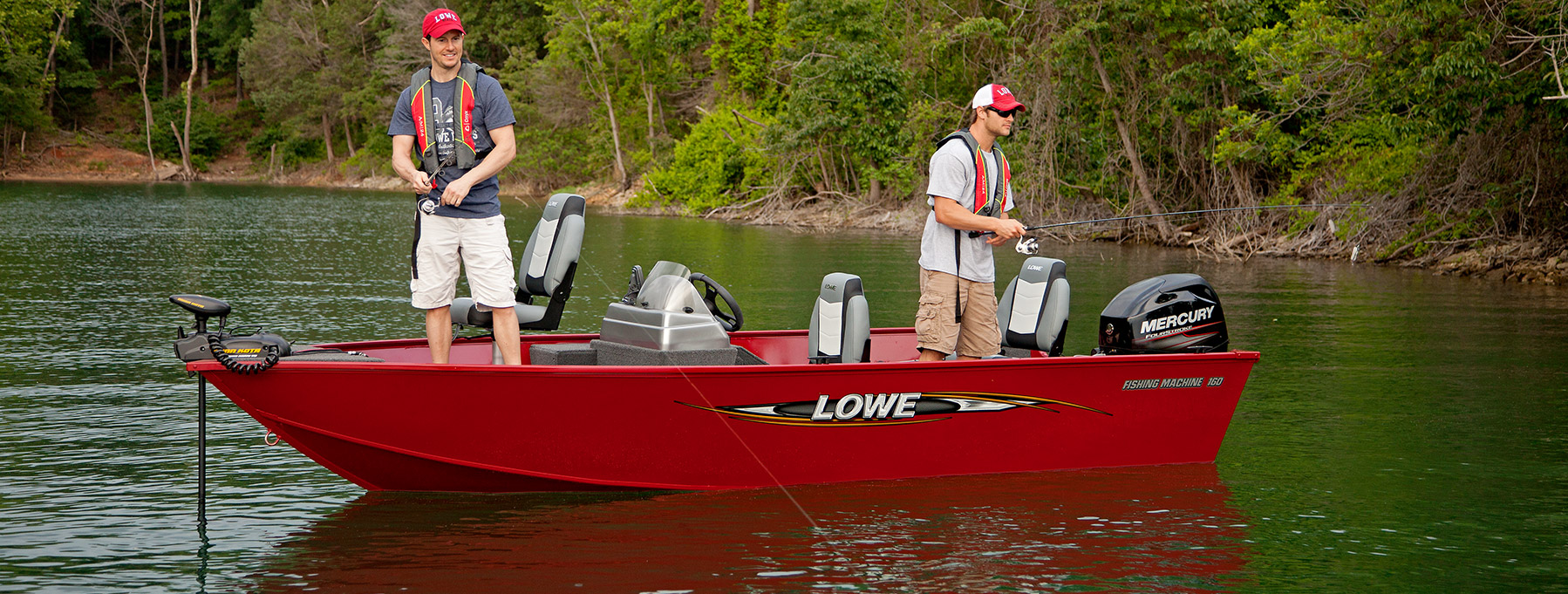 Eevelle Lowe V Hull Fishing with SIde Console