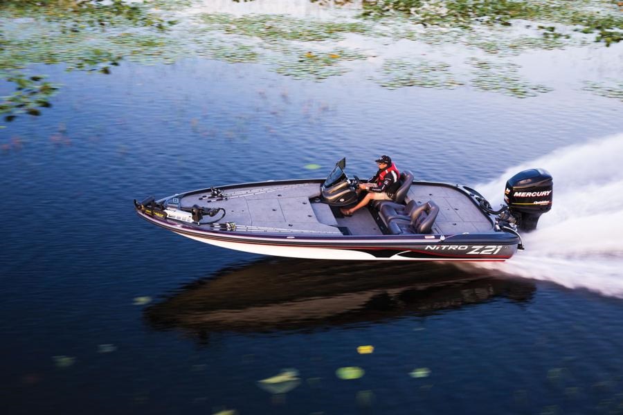 Eevelle Nitro Z21 Bass Boat Wide